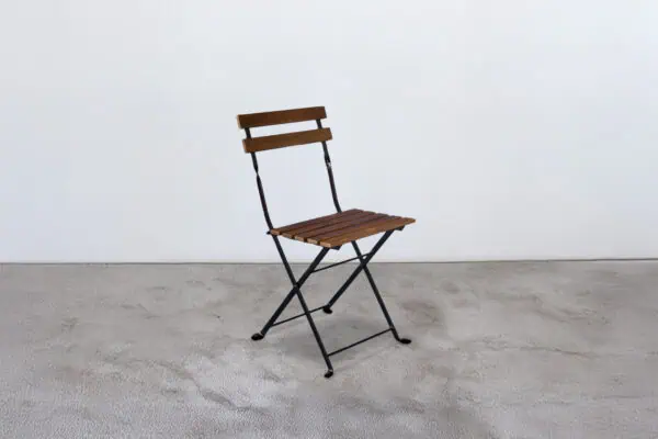 Sedia da giardino in acciaio e legno da esterno