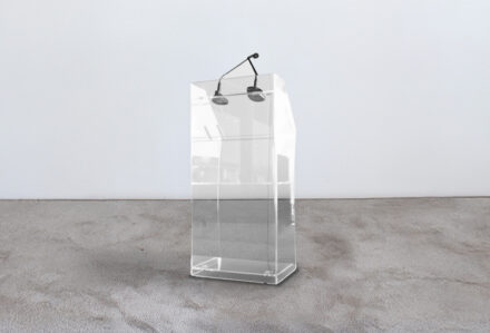 catalogo_arredi_complementi_leggio_plexi_foto_4