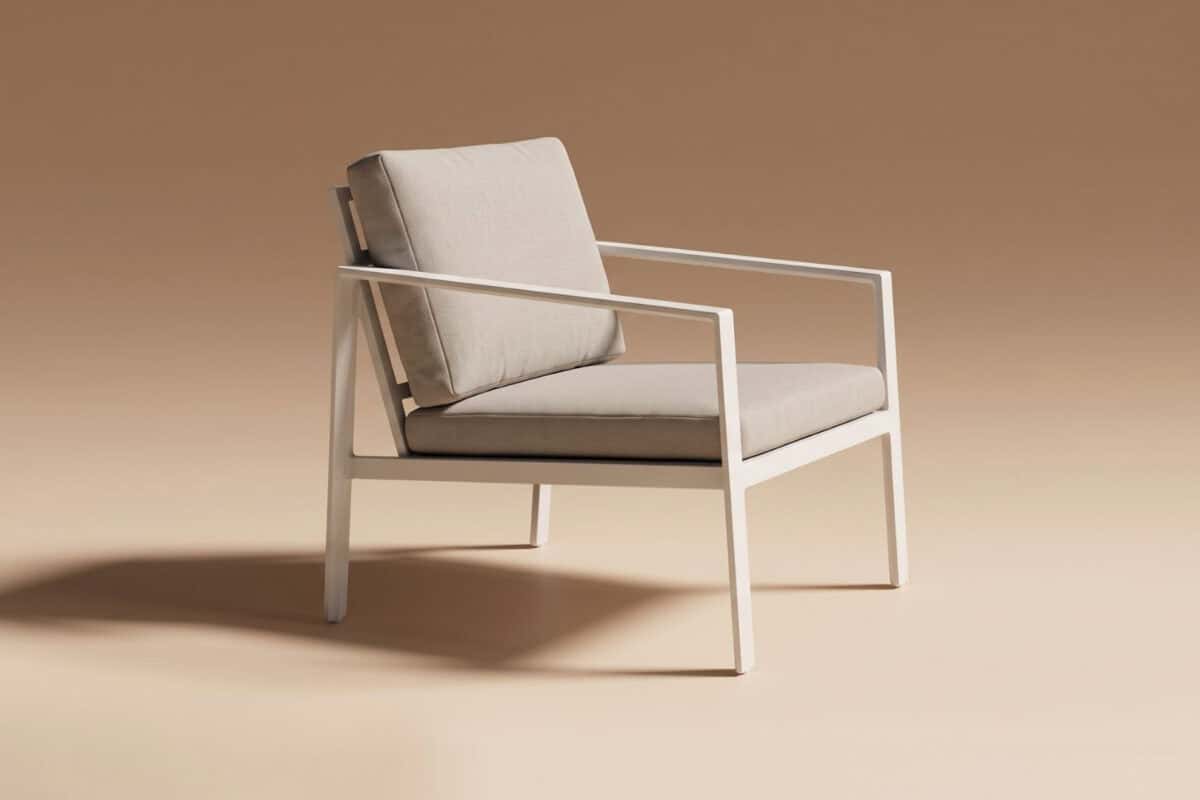 Foto sito divani beige - noleggio_poltrona_atlante
