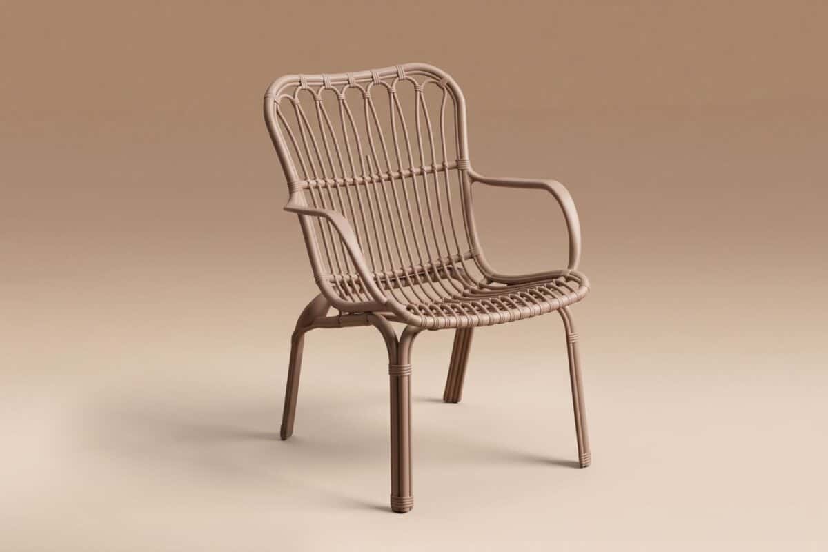 Sedia Ninfa in stile vintage con struttura in metallo e seduta in rattan, ideale per ambienti interni ed esterni.