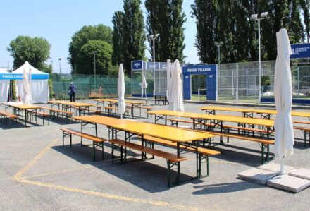 Il Set Birreria Classic con certificazione ignifuga classe 1, idonea per eventi, fiere e congressi.