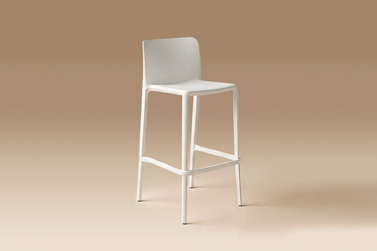 foto beige sito sedie - noleggio_sgabello_bachita_bianco_b