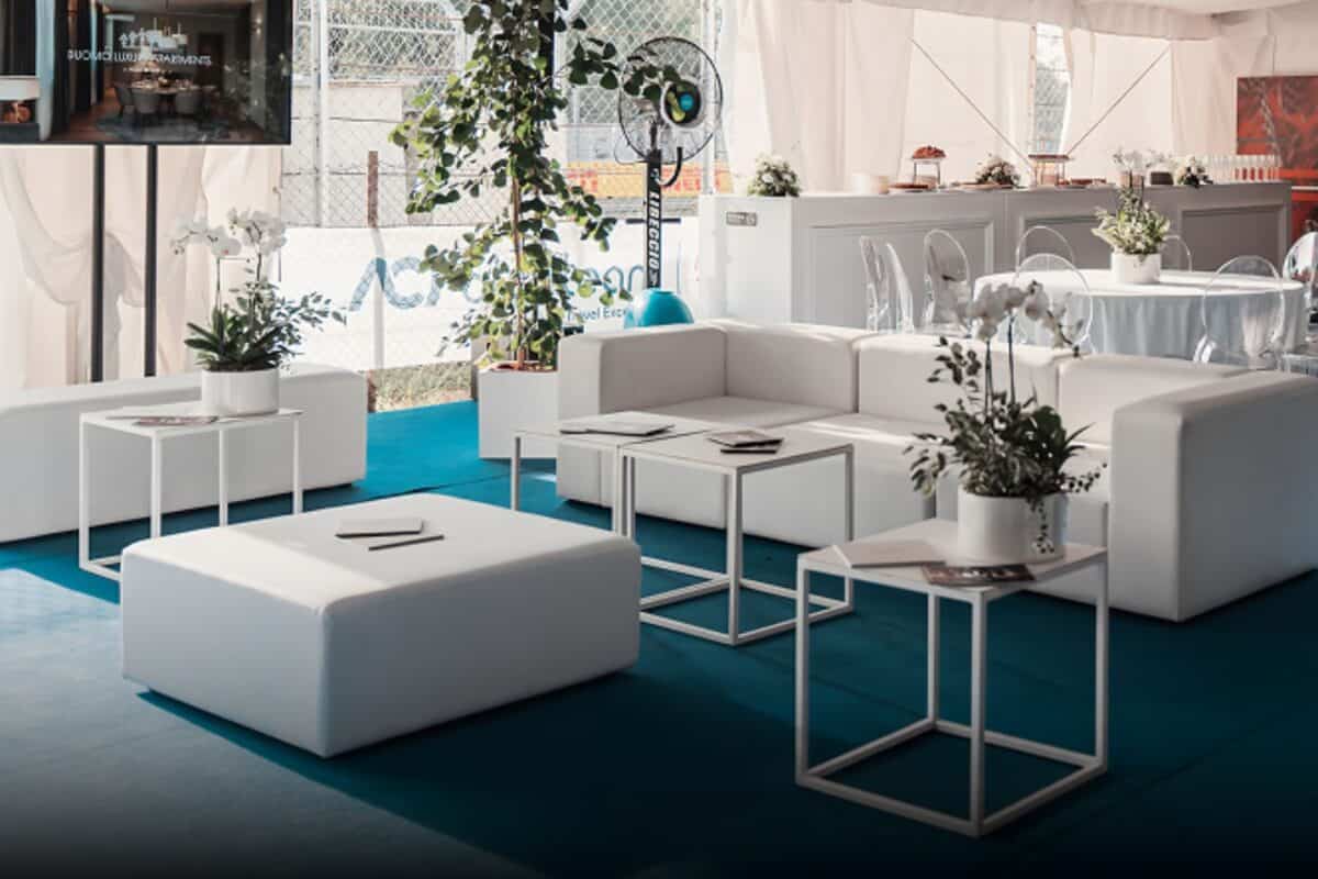 noleggio_tavolino_simply_cube