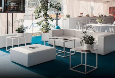 noleggio_tavolino_simply_cube