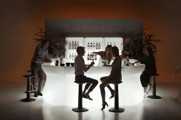 noleggio reception desk bancone bar bartolomeno dritto bianco luminoso