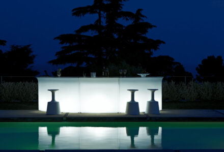 noleggio reception desk bancone bar dritto bianco luminoso