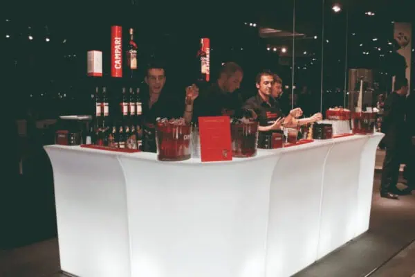 noleggio reception desk bancone bar jumbo bar luminoso per esterno